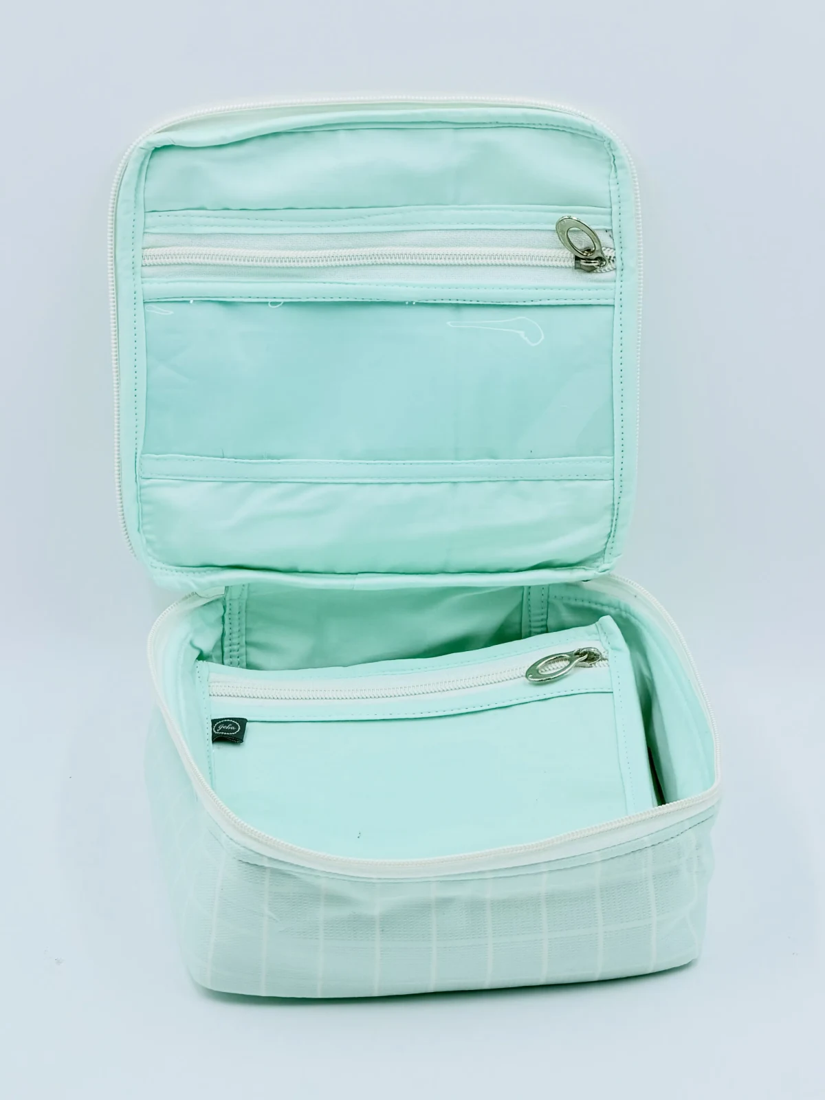 Juhi Organiser - Juhi Organiser Large - GEBA-JUHI-0004 — Organisers & Storage › Juhi Organiser › Juhi Organiser Large (Photo 1 of 3)